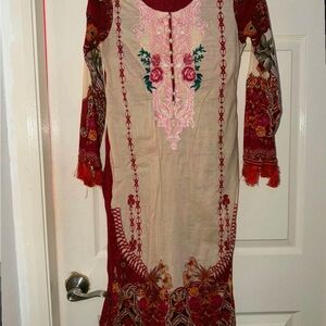 Elegant Floral Embroidered Long Sleeve Dress - Red and Cream